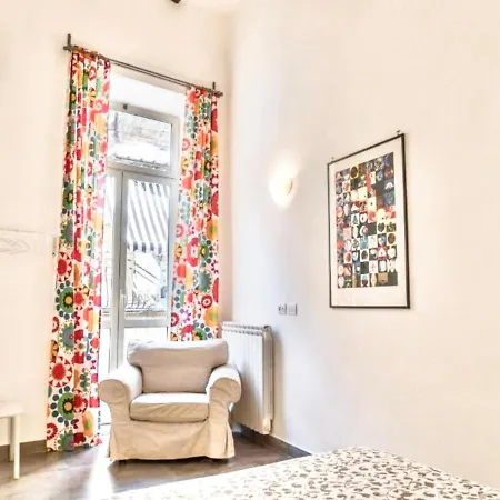 Apartment Plebiscito&Quarter Spanish - Green Chiaia Two-3